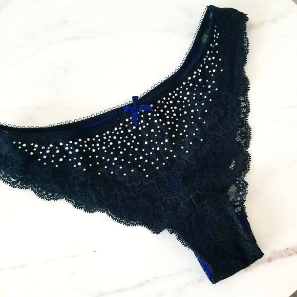 Victoria's Secret Vintage Dream Angels Lace Crystal Rhinestone Element Panty NWT - Picture 5 of 11